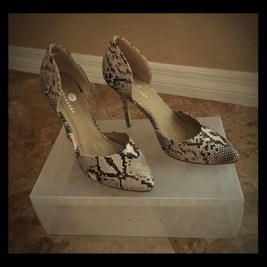 D’Orsay python high heel (NEVER WORN)